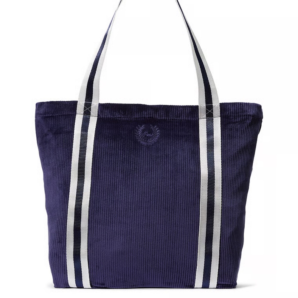 VICTORIA'S SECRET
Ribbed Velour Tote
